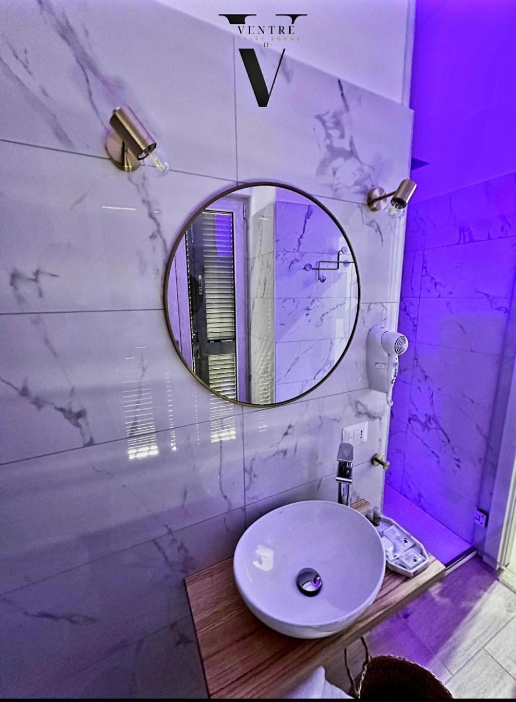 Ventre Luxury Rooms Napoli Bagian luar foto