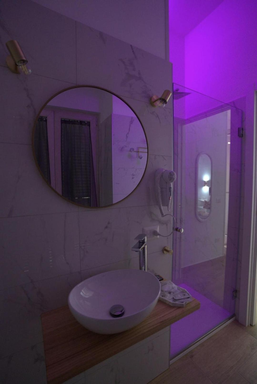 Ventre Luxury Rooms Napoli Bagian luar foto