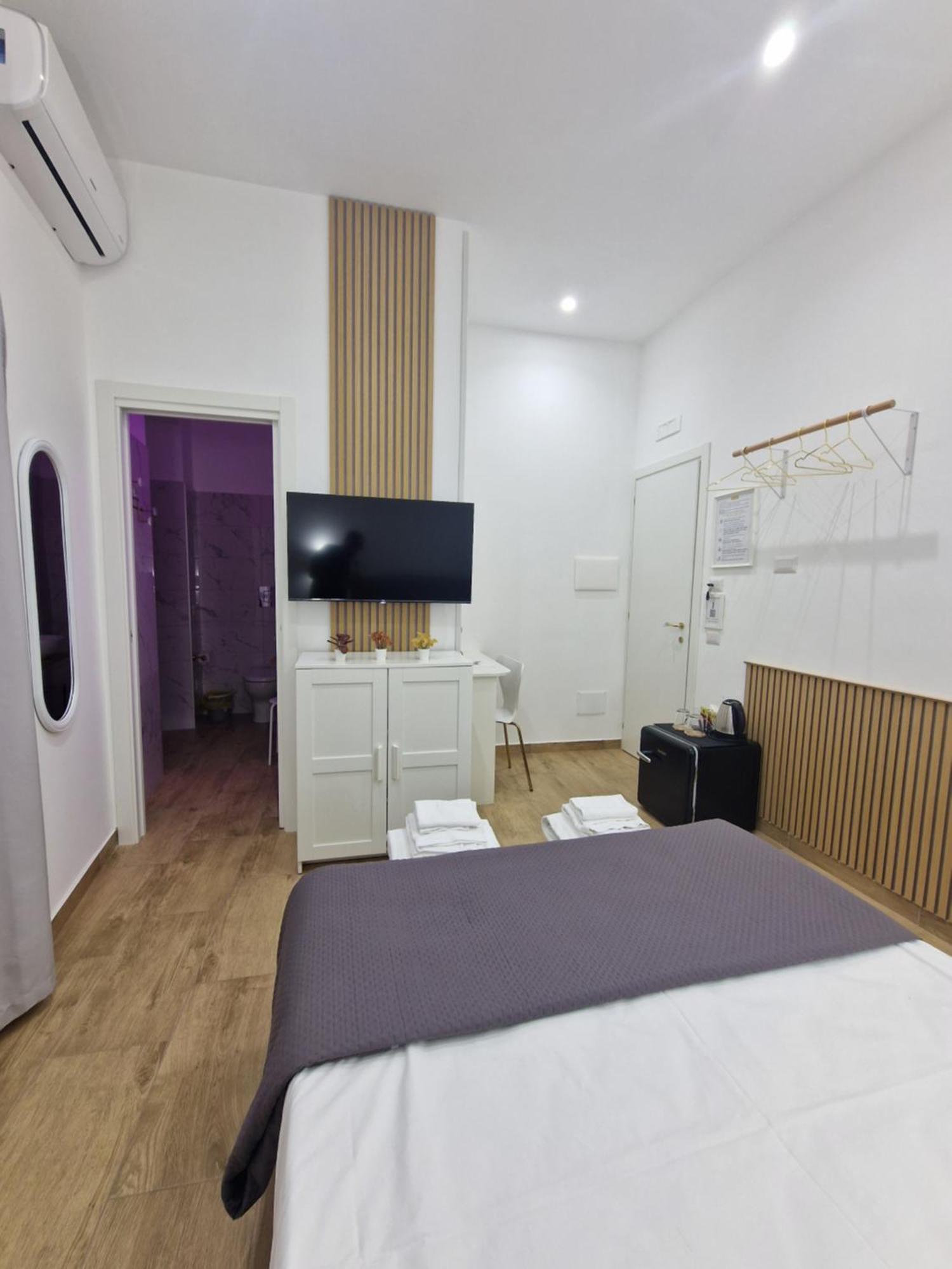Ventre Luxury Rooms Napoli Bagian luar foto